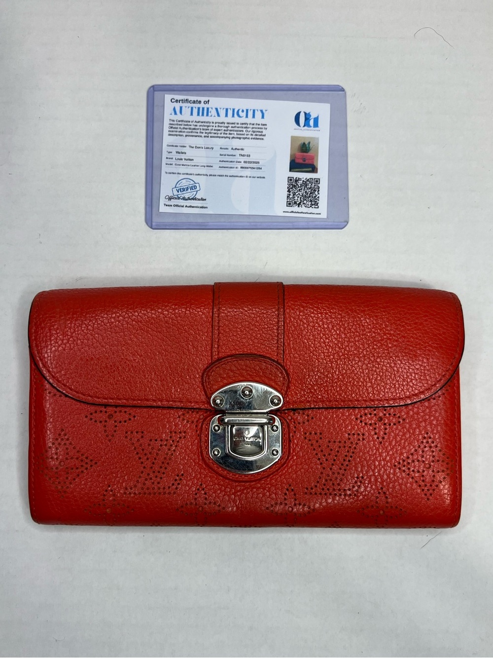 Louis Vuitton Mahina Portefeuille Iris wallet With‎ COA